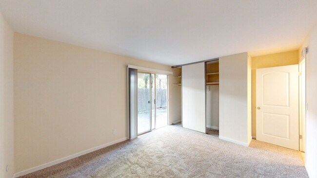 Building Photo - 18163 Happy Ln