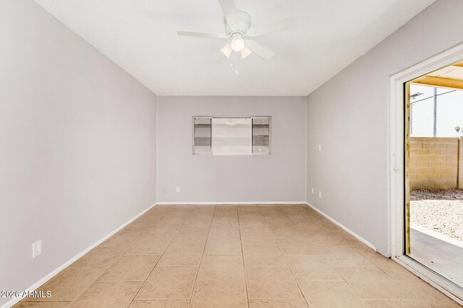 Building Photo - 11826 N 35th Ave