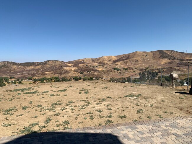 Building Photo - 14425 Hardtree Dr