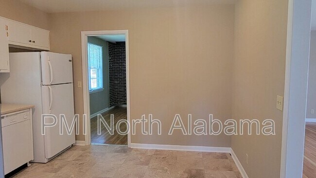 Building Photo - 6408 Robinhood Ln NW