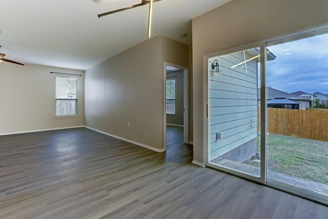 Building Photo - 11108 Helms Deep Dr