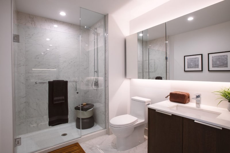 Building Photo - 102 W Hill St