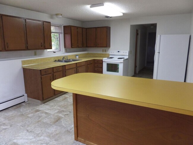 Building Photo - 2236 1/2 36 ST Missoula