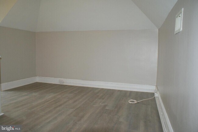 Building Photo - 9207 Colesville Rd