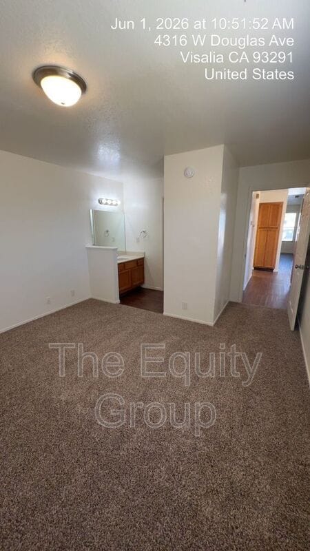 Building Photo - 4316 W Douglas Ave