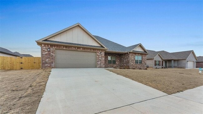 Building Photo - 123 N Banner Ave