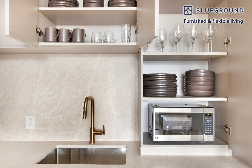 Building Photo - 544 Carroll St