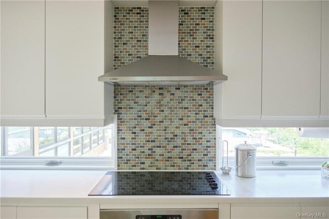 Building Photo - 194 Pleasant Ridge Rd