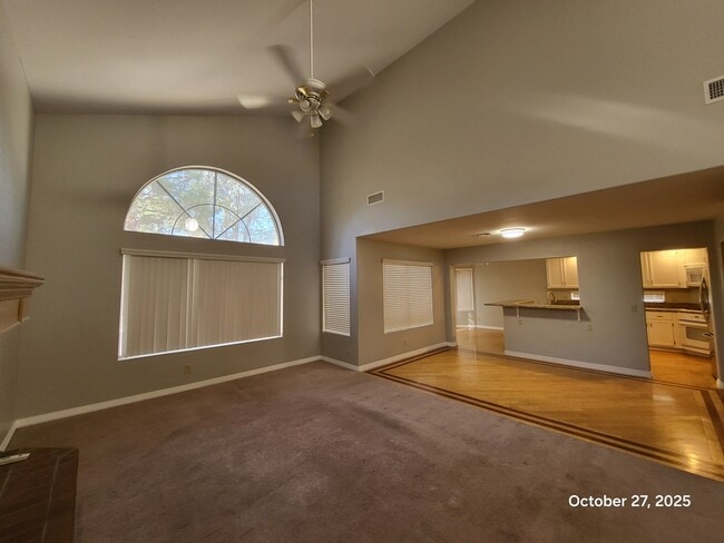 Building Photo - 2113 Harbor Cliff Dr