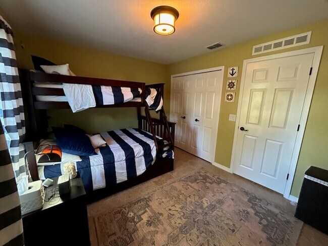 Building Photo - 112 Red Mill Dr