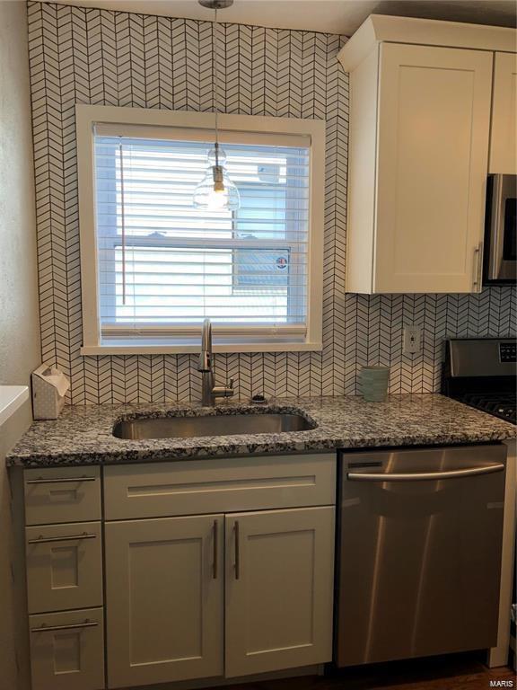 Building Photo - Fantastic 3bd/1ba home! Coming soon!