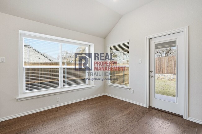 Building Photo - Well-Appointed 4-Bedroom Home with Open Layout