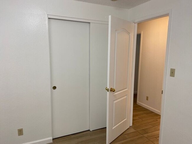 Building Photo - Coming Up Roses - NW Reno 4 Bedroom/3 Car Garage Single Story House