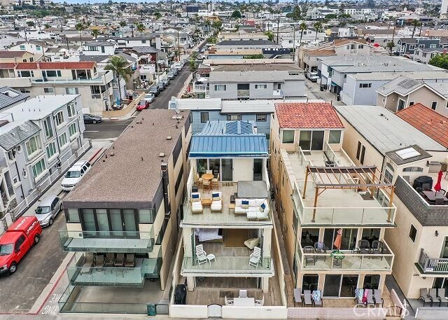Primary Photo - 3312 W Oceanfront