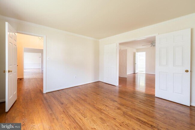 Building Photo - 6503 Deidre Terrace