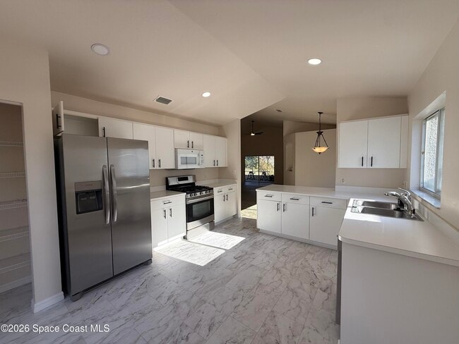 Building Photo - 2748 Mariah Dr