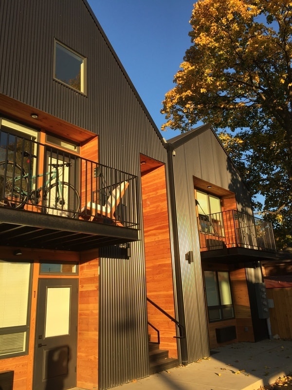 Building Photo - 117 N 2nd St W