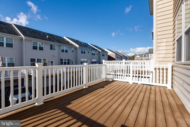 Building Photo - 1038 Ironwood Ln