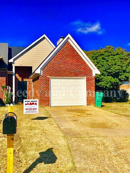 Building Photo - 5164 Walton Lake