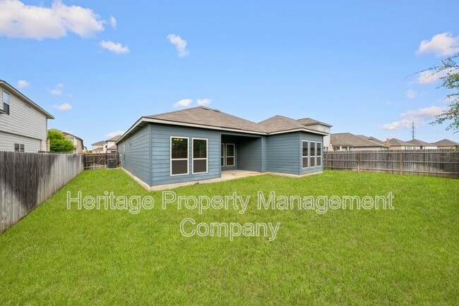 Building Photo - 148 Sambar Main