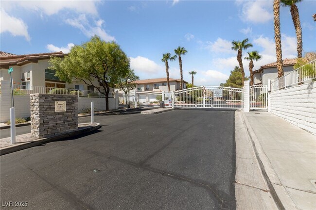 Building Photo - 8025 Cherish Ave