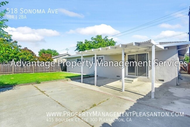 Building Photo - 518 Sonoma Ave