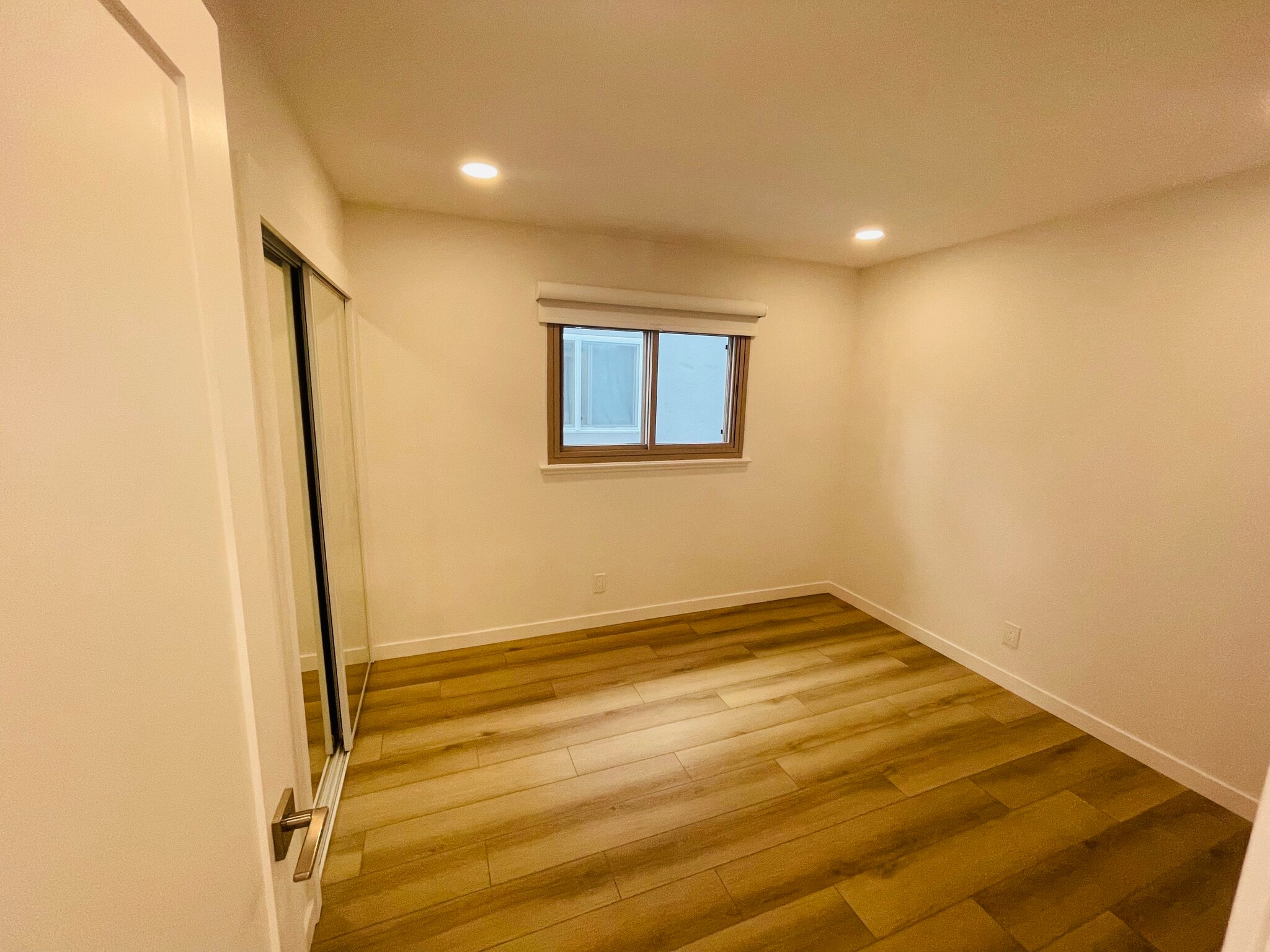 Bedroom #1 - 100 Montreal St