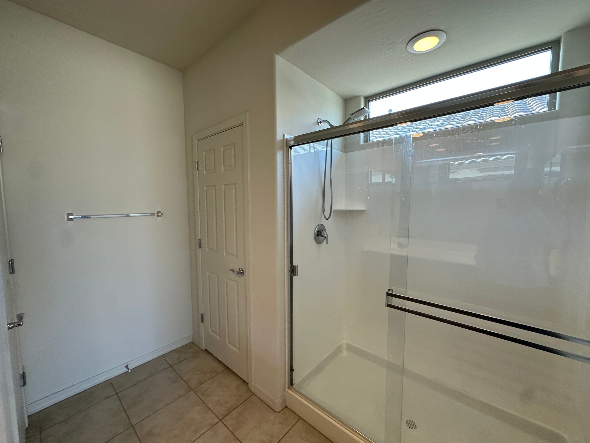 Building Photo - 5708 N 88th Ave
