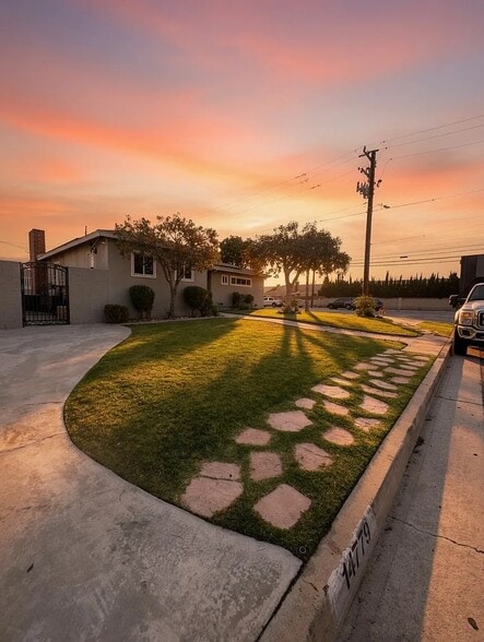 Building Photo - 14779 Nanry St