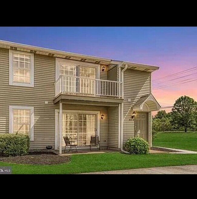 Building Photo - 312B Willow Turn