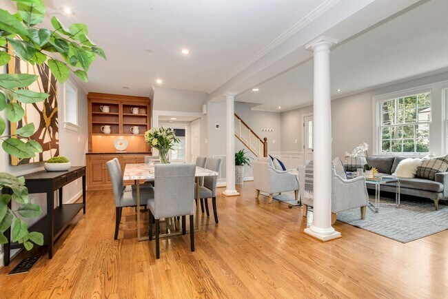 Building Photo - Chevy Chase Home