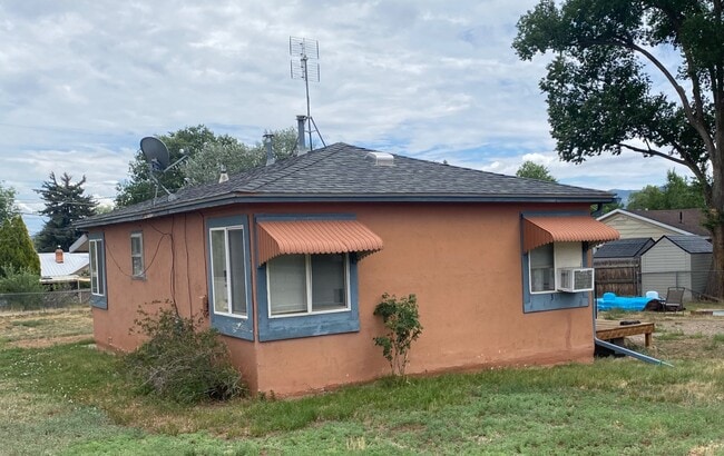 Building Photo - 304 S Harrison St