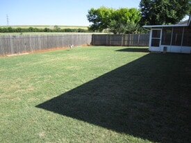 Building Photo - 11200 Ann Arbor Ave