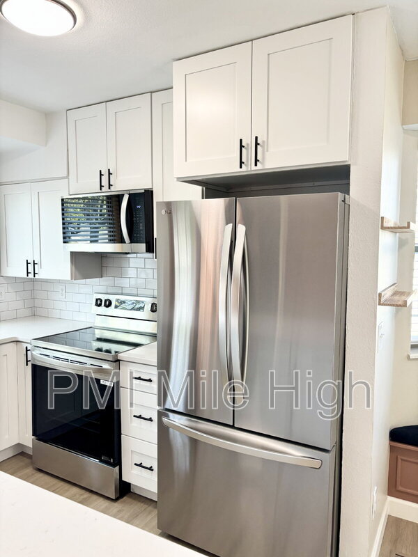 Building Photo - 4498 W 111th Ave