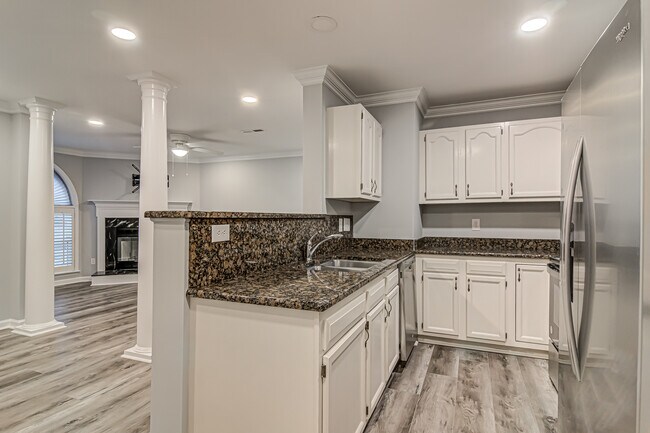 Building Photo - 3650 Morris Farm Dr