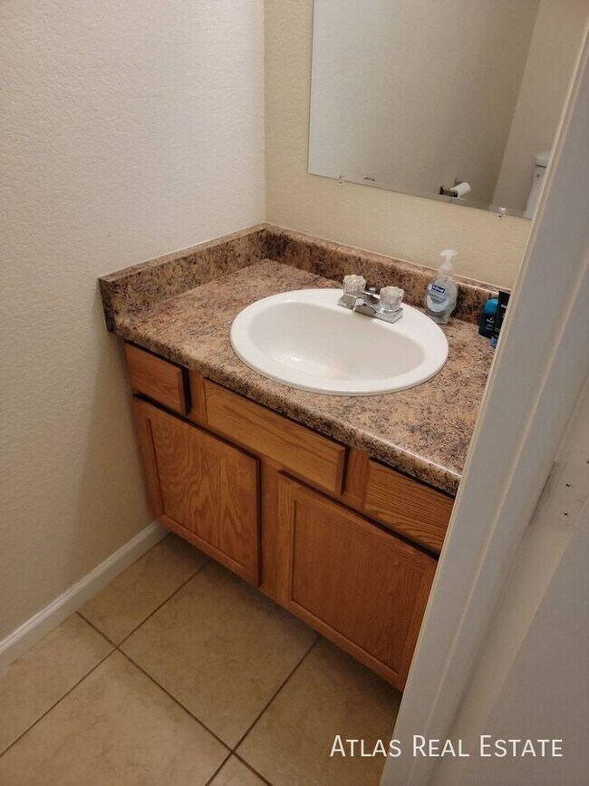 Building Photo - 6972 Peyote Way