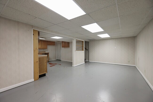 Building Photo - 2509 Paddock Ct