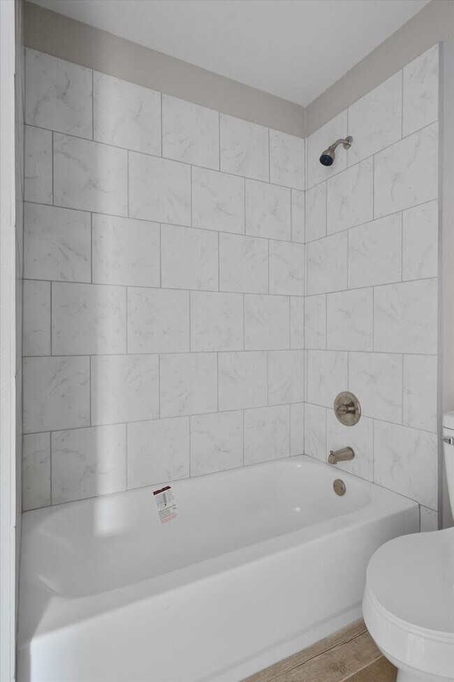 Building Photo - 701 Ramble Ln