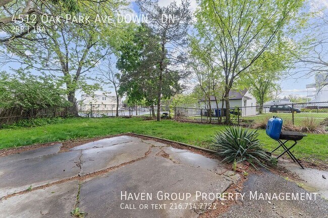 Building Photo - 4512 Oak Park Ave