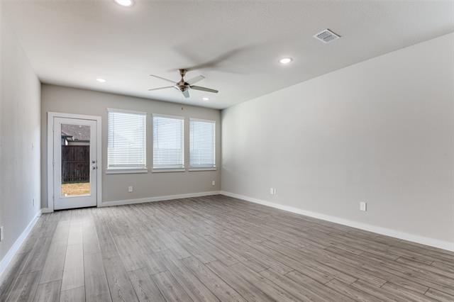 Building Photo - 2412 Green River Rd