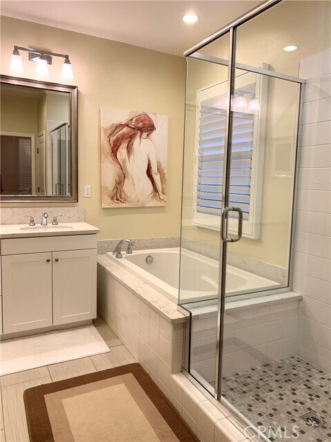 Building Photo - 78 Ashdale