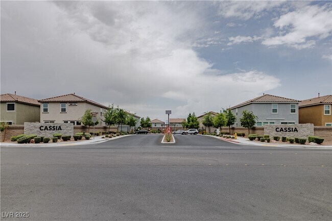 Building Photo - 5927 Coja St