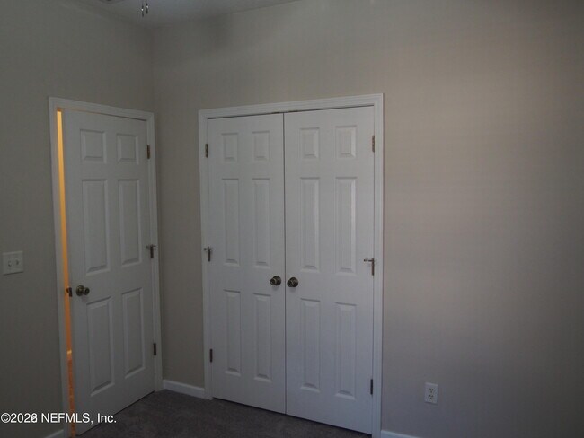 Building Photo - 12301 Kernan Forest Blvd