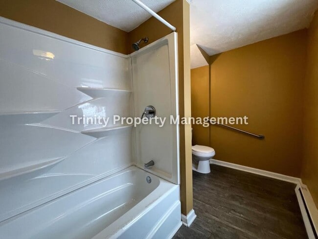 Building Photo - 545 Baltimore Ave