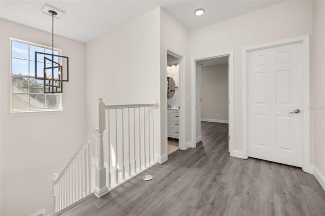 Building Photo - 212 Ficus St