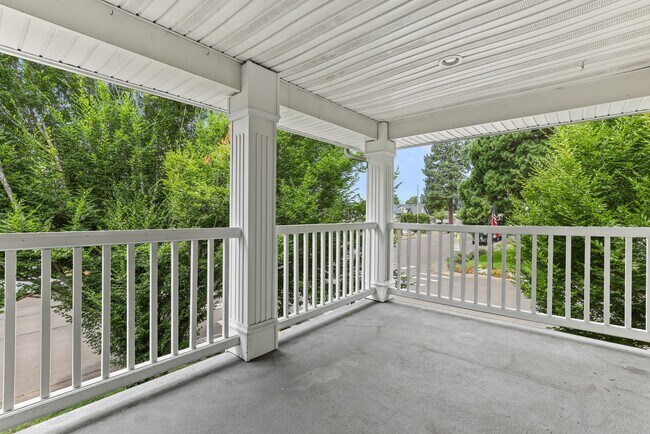 Building Photo - Luxury Loft Apartment- Downtown Canby