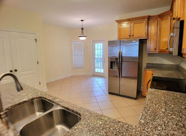 Building Photo - Gorgeous 3BD/2.5BA home with large upstairs bonus room and a 2 car garage in Clayton/Garner area!