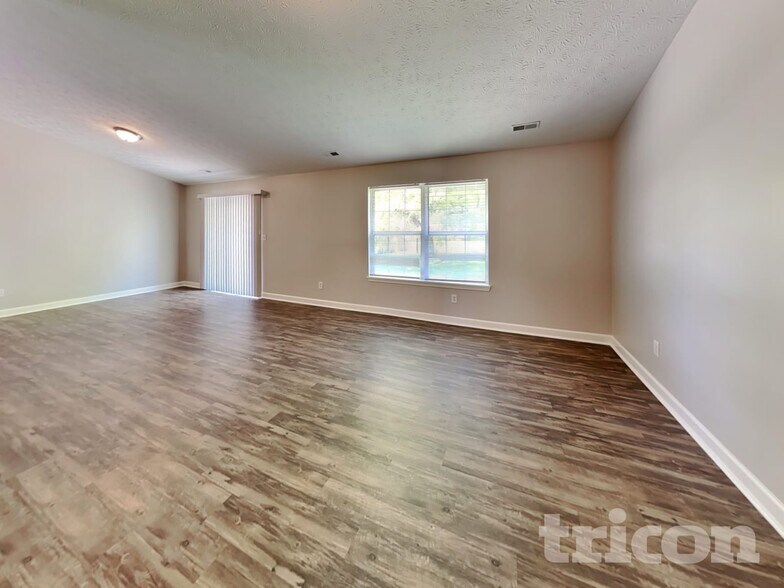 Building Photo - 12758 Sovereign Ln