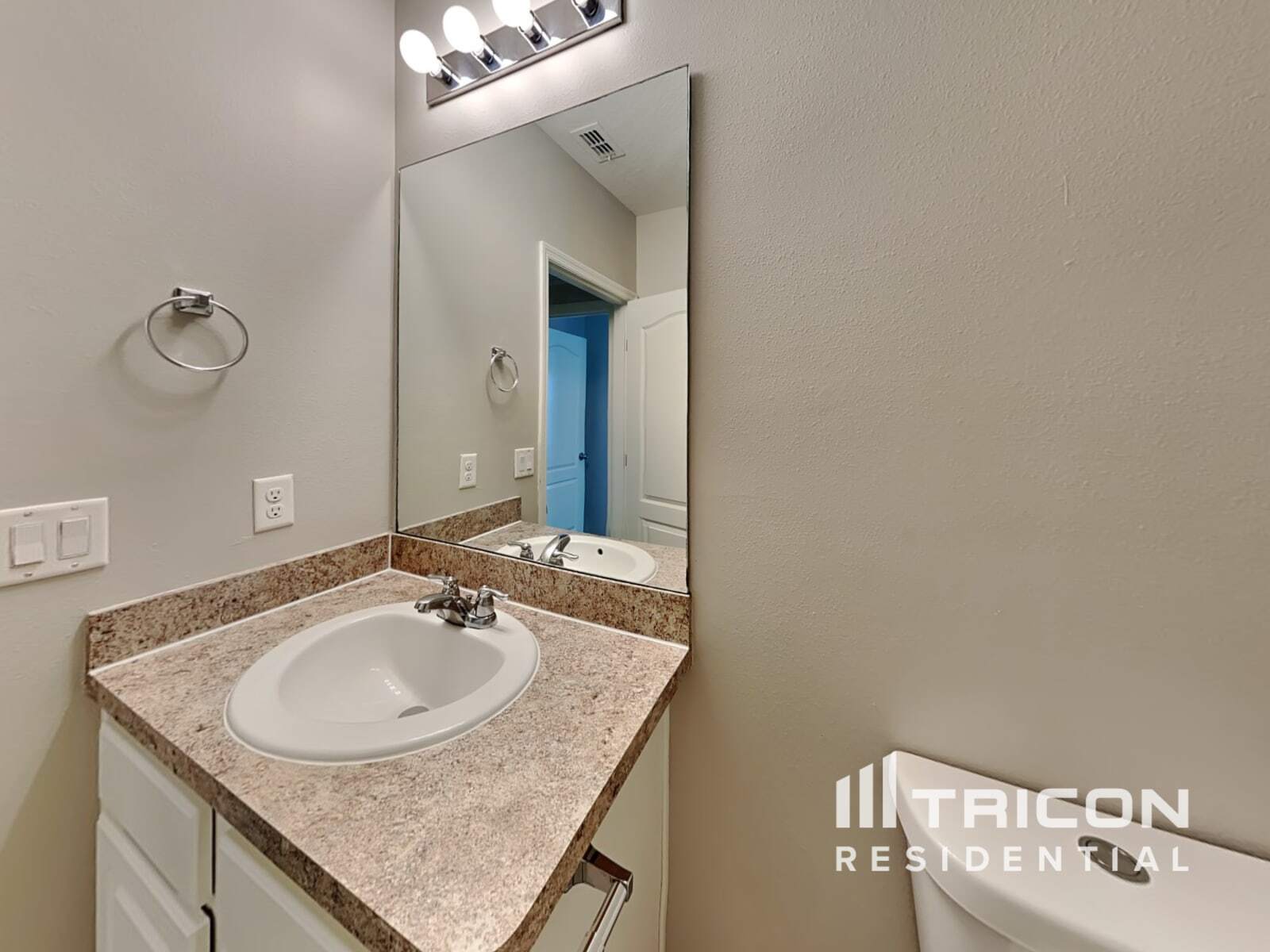 Building Photo - 6279 Red Herring Dr