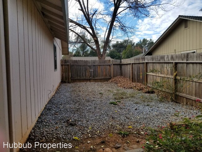 Building Photo - 3 br, 2 bath House - 1866 SIlverfield Loop